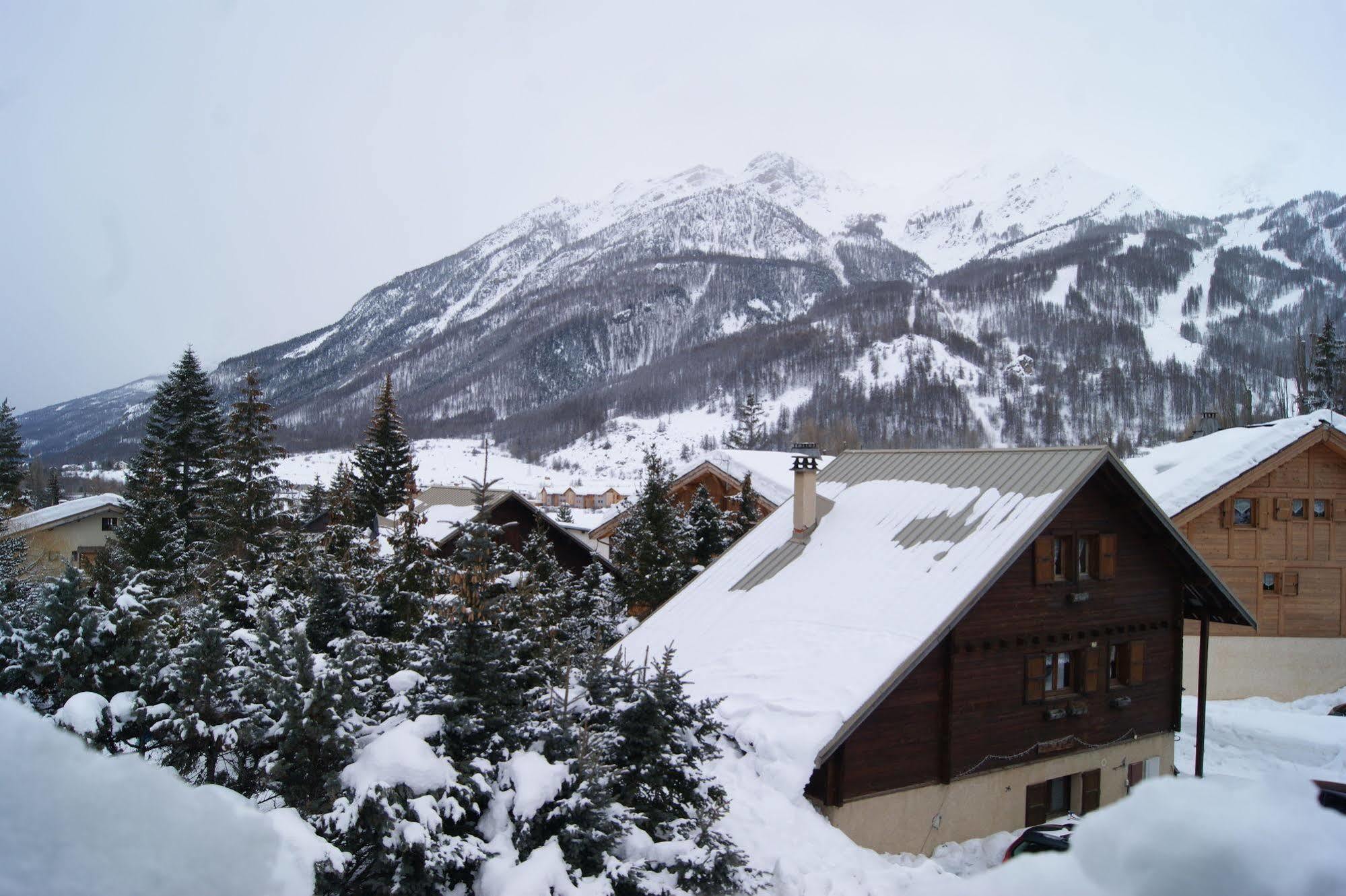 Auberge De Violaine Le Monêtier-les-Bains Εξωτερικό φωτογραφία